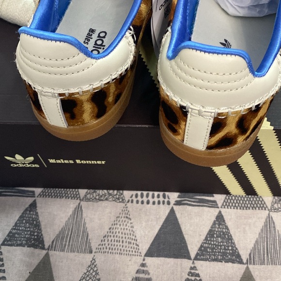 Adidas Leopard Print Three-Stripe Retro Sneakers - Picture 5 of 6